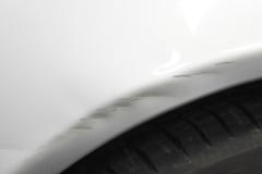 Lack- und Beulenreparatur - Mercedes mit beschädigtem Kotflügel bzw. Radlauf